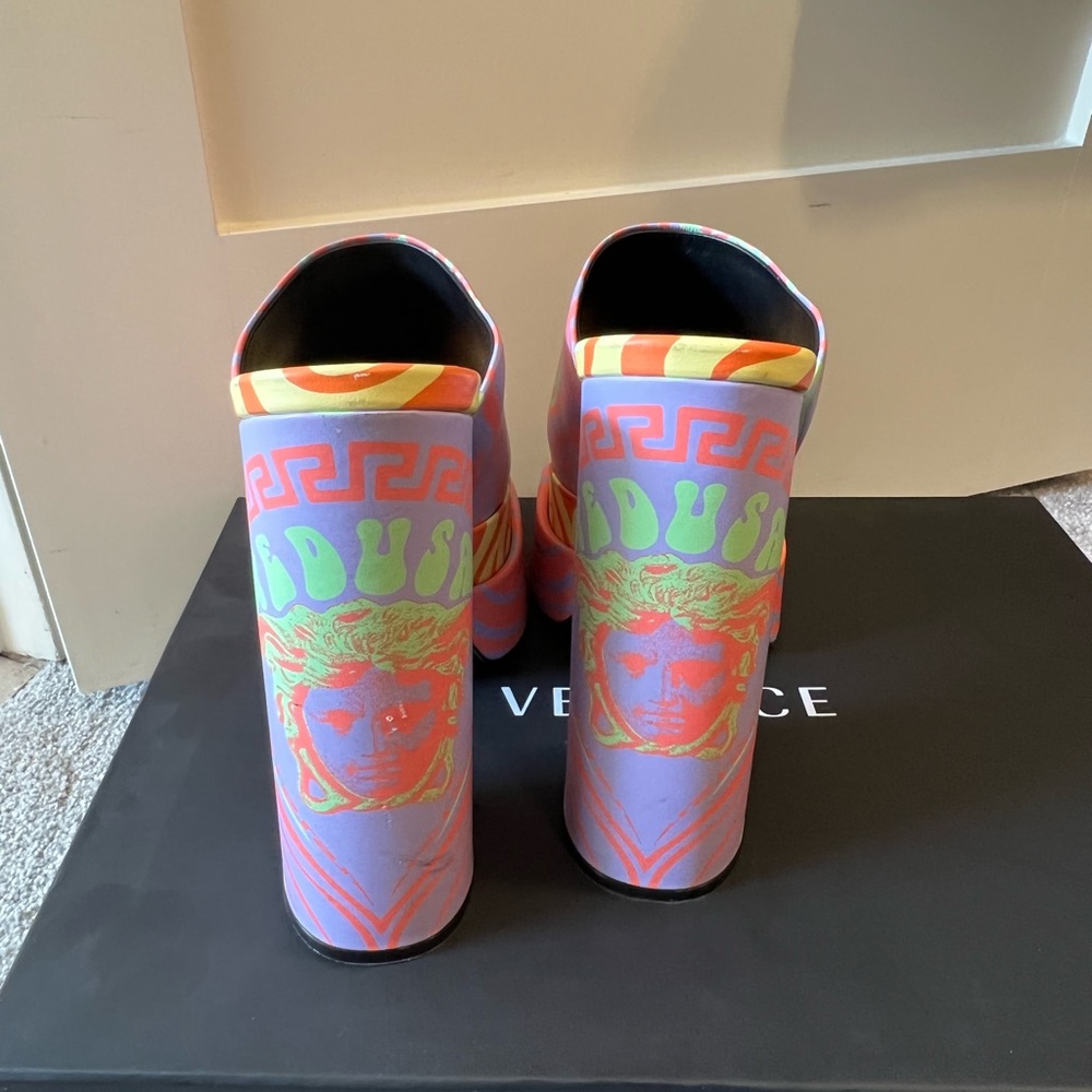 Versace Pattern Print Platform Mules - Picture 5 of 6